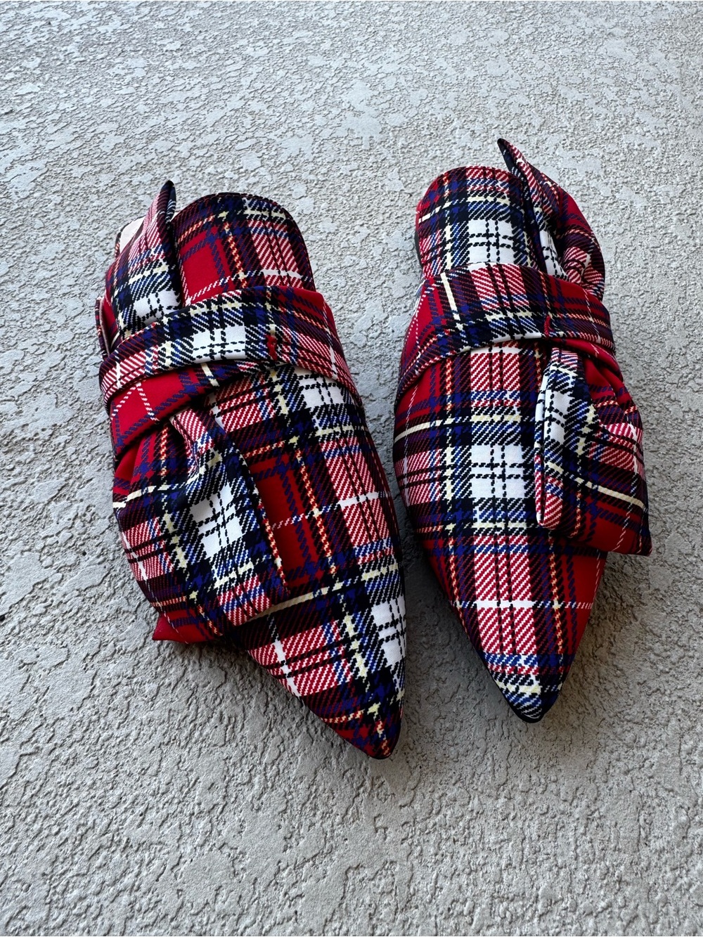 Mint Julep Boutique Plaid Bow Pointed Toe Mules Flats Size 9 Red Tartan